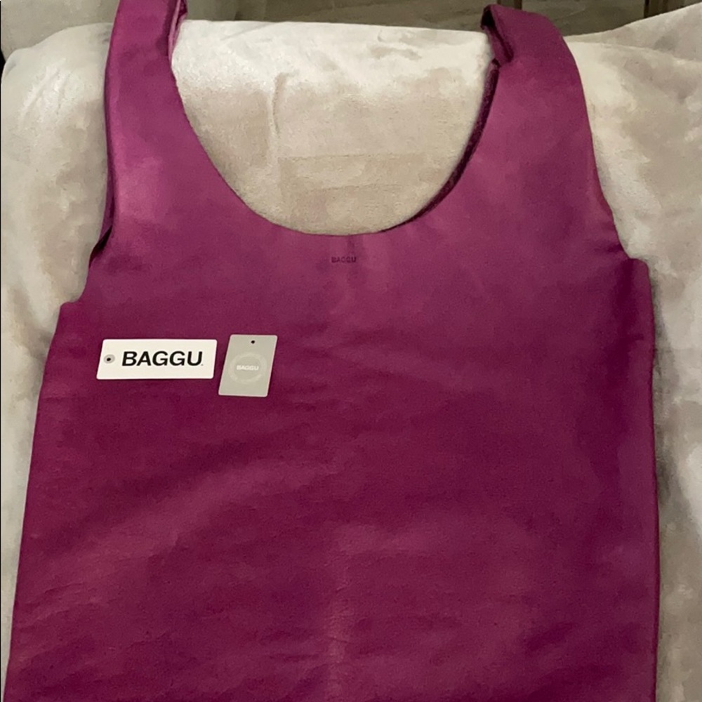 Natural leather Baggu Slouchy hobo purse.